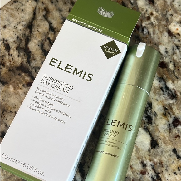 ⚡️💕ELEMIS Superfood Day Cream - Picture 9 of 10